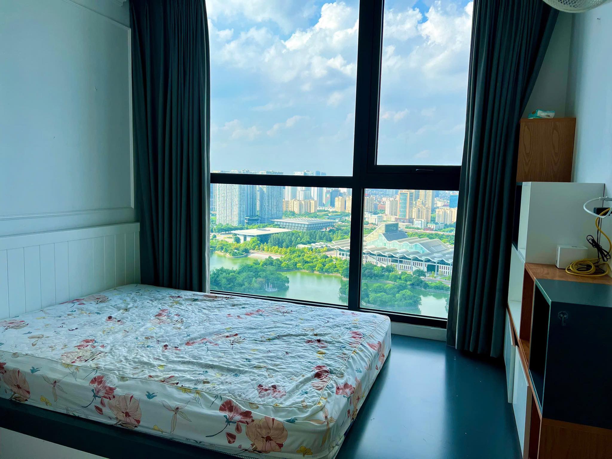 Căn hộ 2 ngủ, 72m2, nội thất thiên nhiên Vinhome Green Bay, Mễ Trì, Nam Từ Liêm, Hà Nội