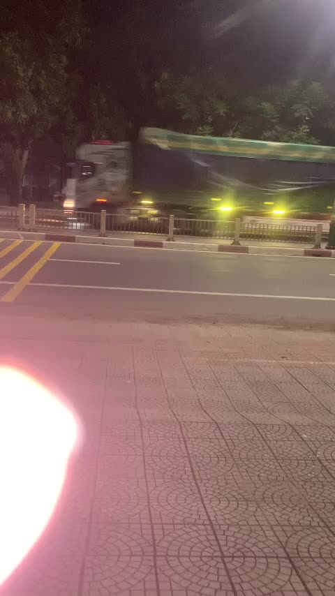 Khách sạn tại trung tâm Lăng Cô, vị trí đẹp, kinh doanh sầm uất, giá 25 tỷ