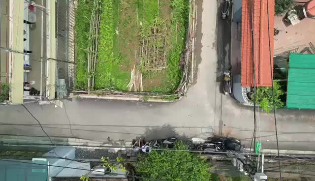 Bán nhà Ngô Xuân Quảng, Trâu Quỳ, 40m2, 3 tầng mặt tiền 4.5m, ô tô tải thông, sổ đổ chính chủ