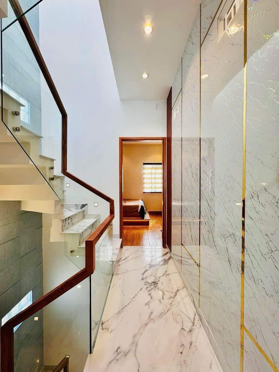 Cần bán gấp căn nhà 60m2, 4 phòng ngủ, phường An Phú, Thủ Đức