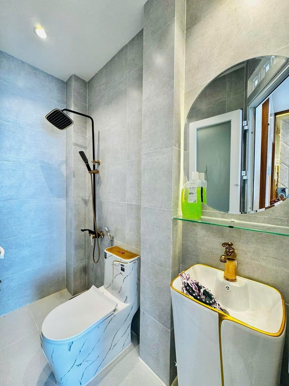 Cần bán gấp căn nhà 60m2, 4 phòng ngủ, phường An Phú, Thủ Đức