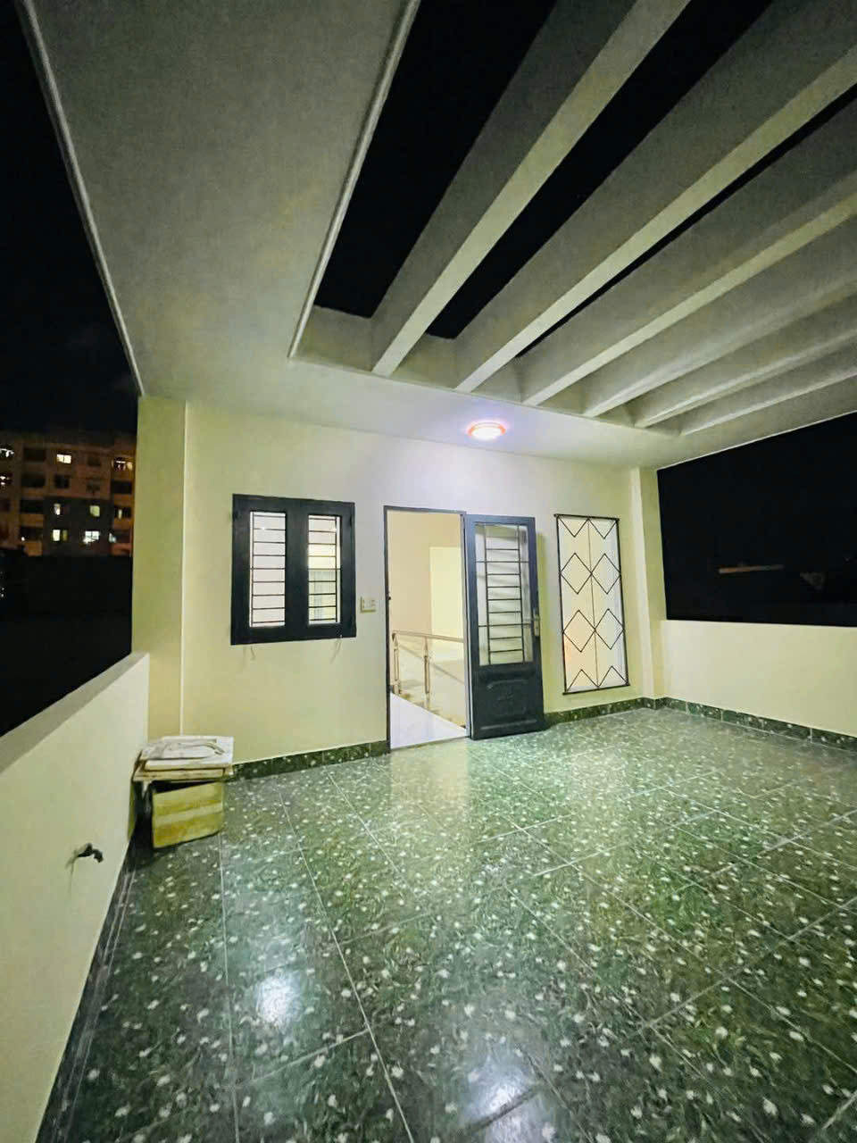 Nhà 4 tầng, hẻm 8m gần Sơn Kỳ thông Lê Trọng Tấn, giá 6,95 tỷ