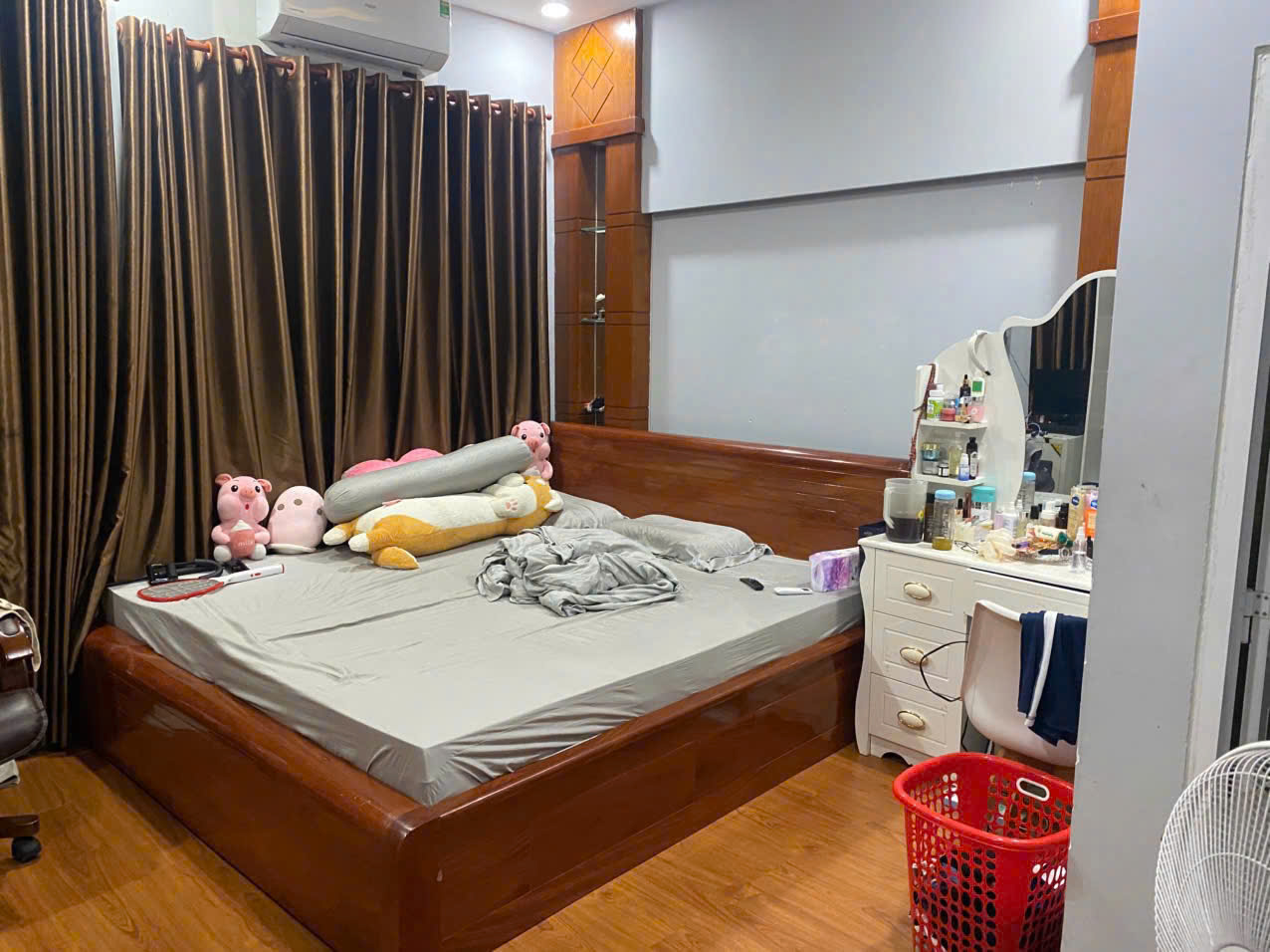 Tìm không ra nhà 4 tầng ngang 5m mặt tiền kinh doanh Nguyễn Phúc Chu 80m2, giá bán 12,5 tỷ
