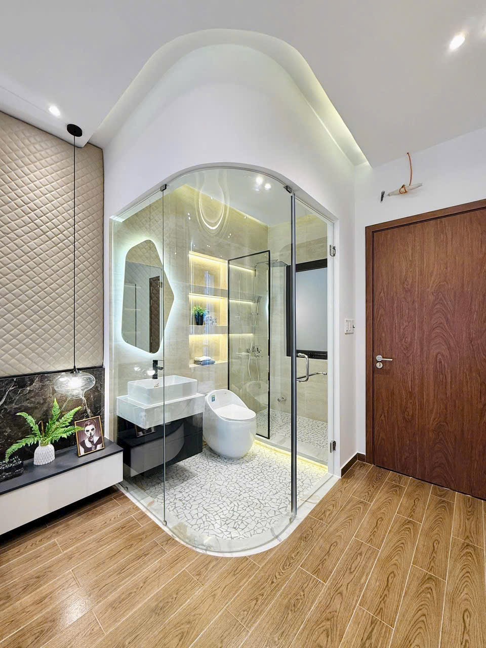 Bán siêu phẩm nhà phố có thang máy thiết kế tuyệt đẹp đường Phạm Văn Chiêu, phường 08, quận Gò Vấp