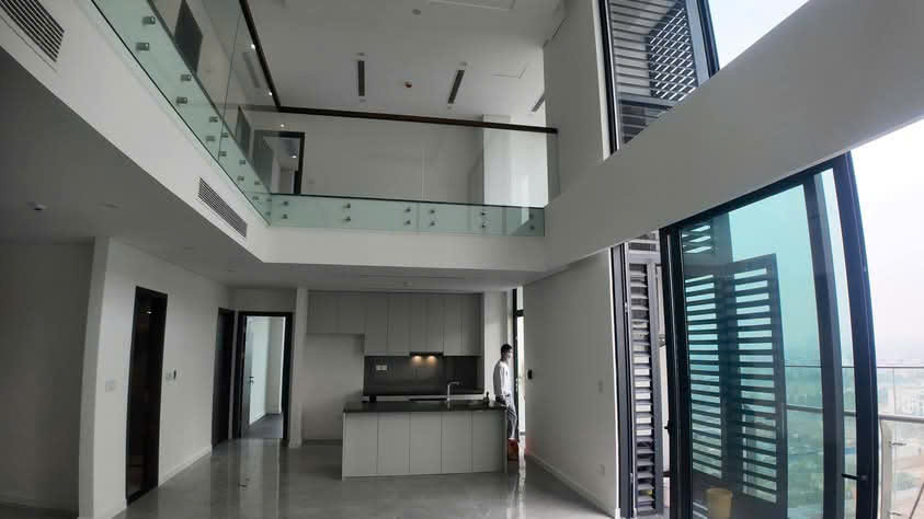 Bán biệt thự trên cao 250m2 Skyvilla Green Iconic, Long Biên