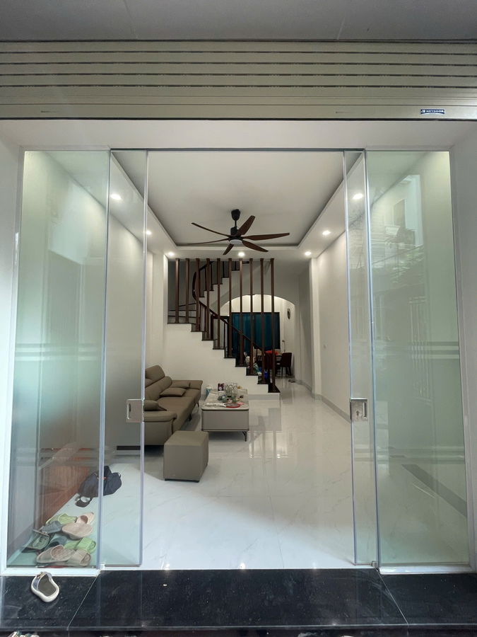 Bán nhà riêng đẹp tại Trương Định, Hoàng Mai, 4 tầng, 4 ngủ, 10m ra ô tô tránh, 8,65 tỷ, 42m2