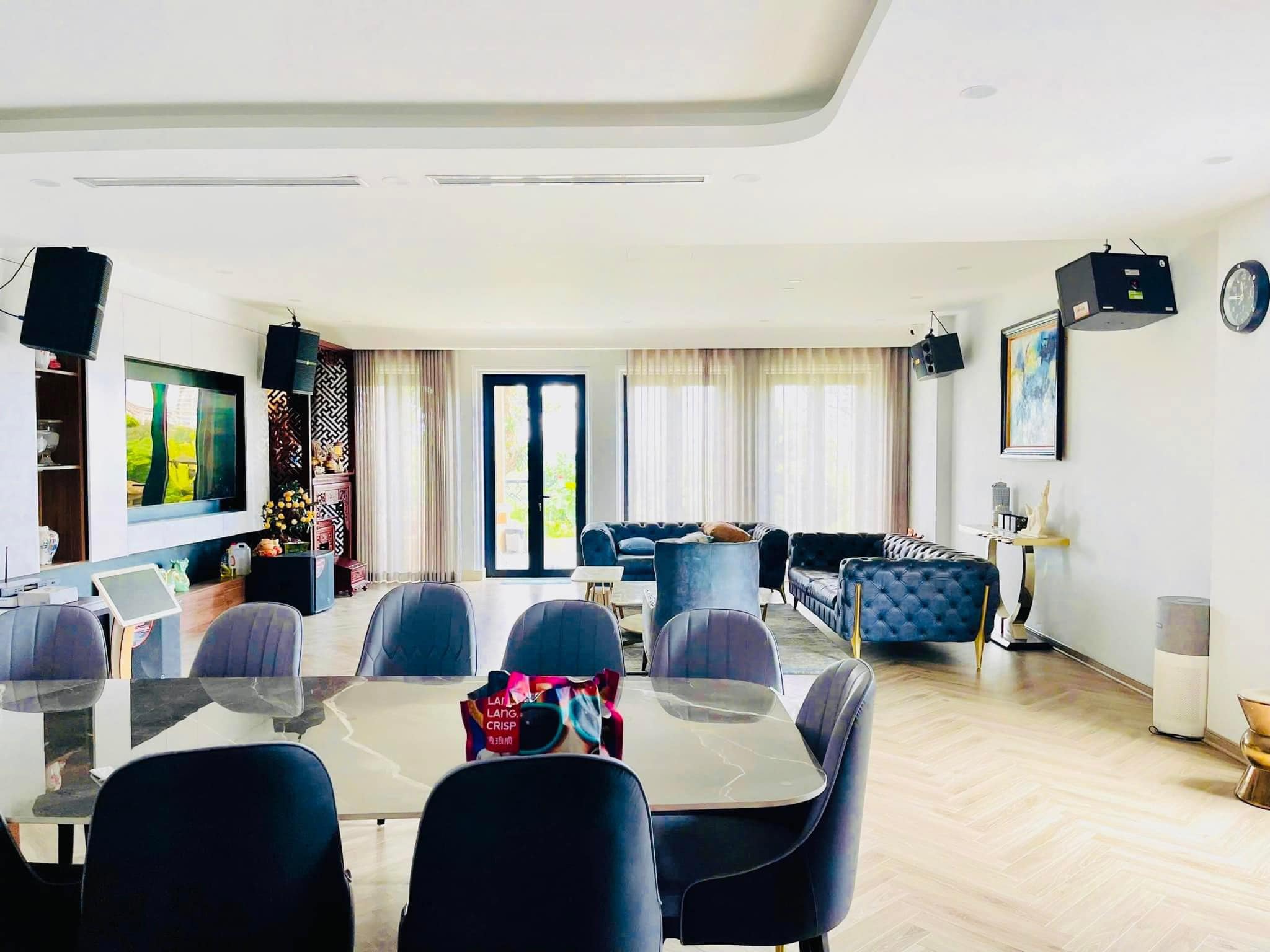 Nhà mặt phố Hồ Ba Mẫu, trung tâm Đống Đa – 9 tầng thang máy mới, ngay công viên Thống Nhất