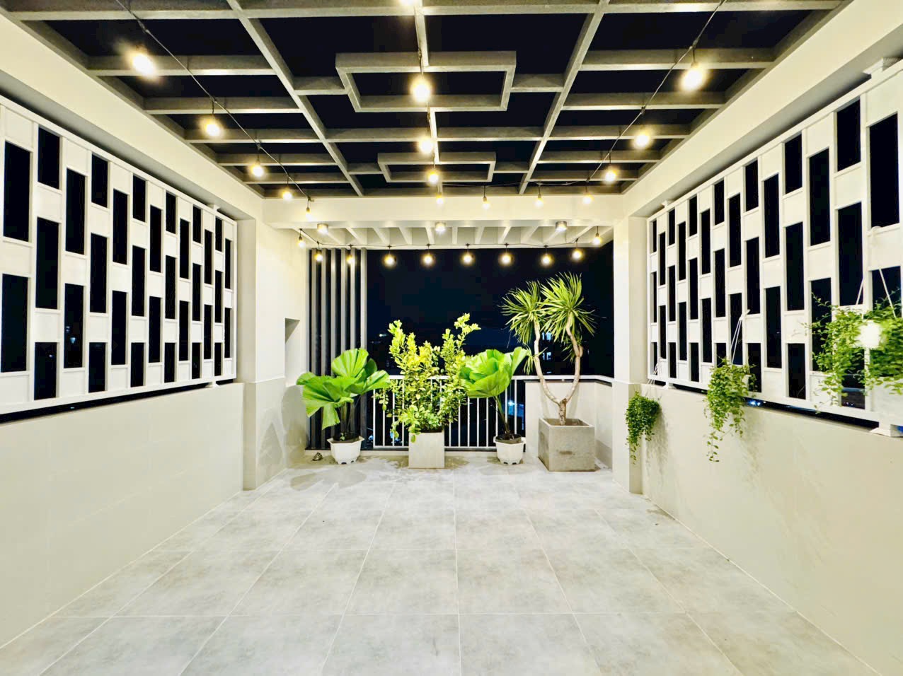 Bán nhà mặt tiền kinh doanh có thang máy đường Phạm Huy Thông, phường 06, quận Gò Vấp, Hồ Chí Minh