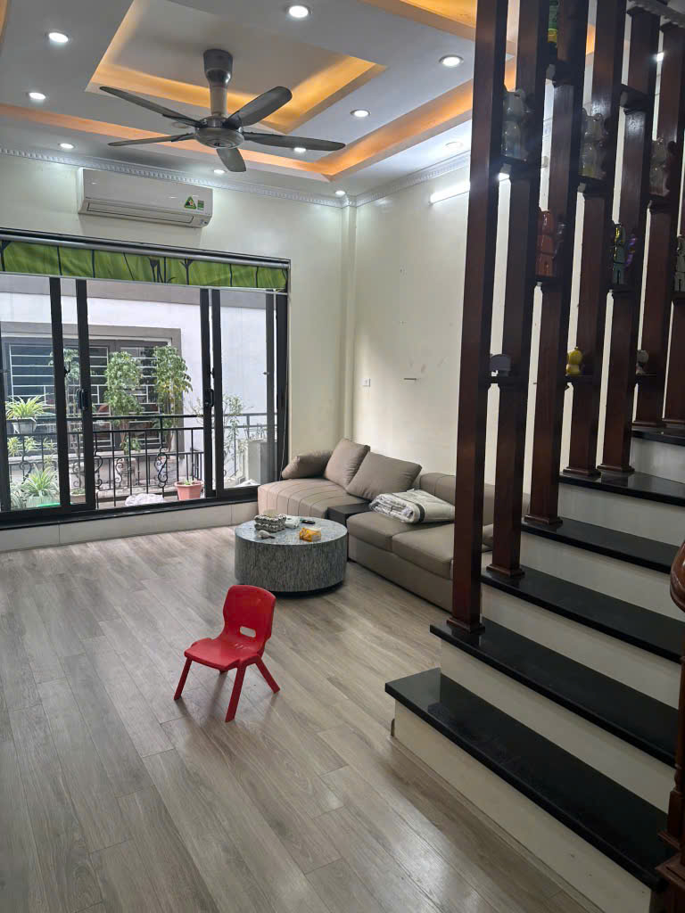 Chỉ 15,3 tỷ sở hữu nhà 5 tầng, dân xây, 10m ra phố, phân lô kinh doanh Nguyễn An Ninh