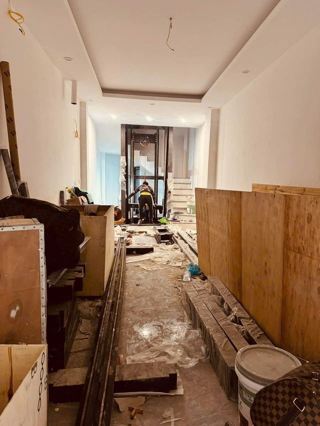 Nhà thang máy - 39m2 - 5 tầng - 3 ngủ - Tam Trinh - 7,95 tỷ