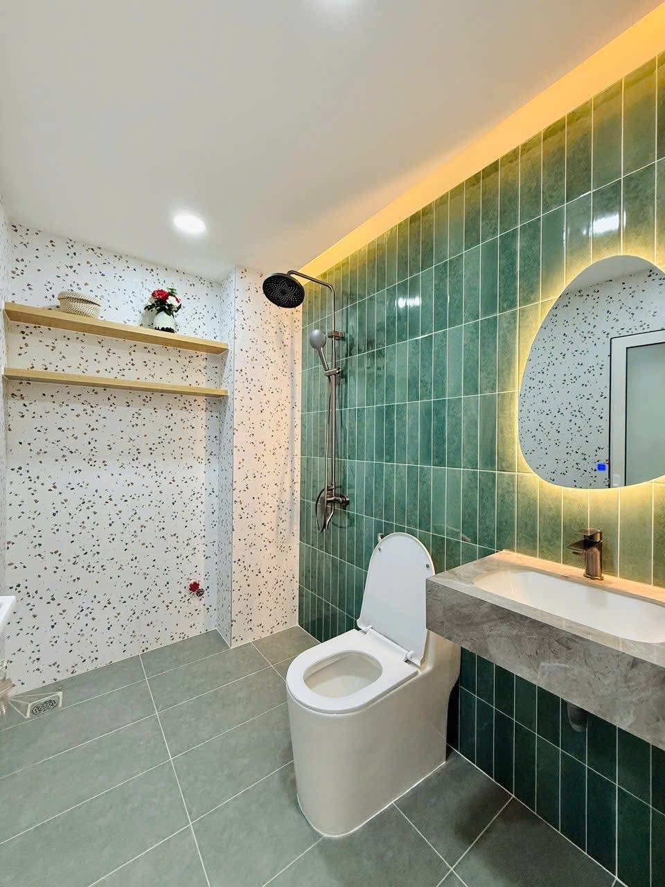 Bán nhà phố đẹp đường Lê Đức Thọ, phường 06, quận Gò Vấp, Hồ Chí Minh