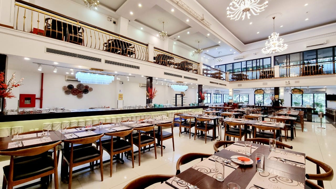 Bán nhà mặt phố Tông Đản, Hoàn Kiêm, diện tích khủng cho thuê 750 triệu/ tháng