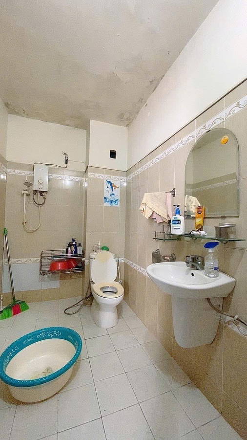 Căn nhà rộng rãi 70m², ngang 6m, hẻm xe hơi, gần đại học Công Thương, giá chỉ 7,7 tỷ
