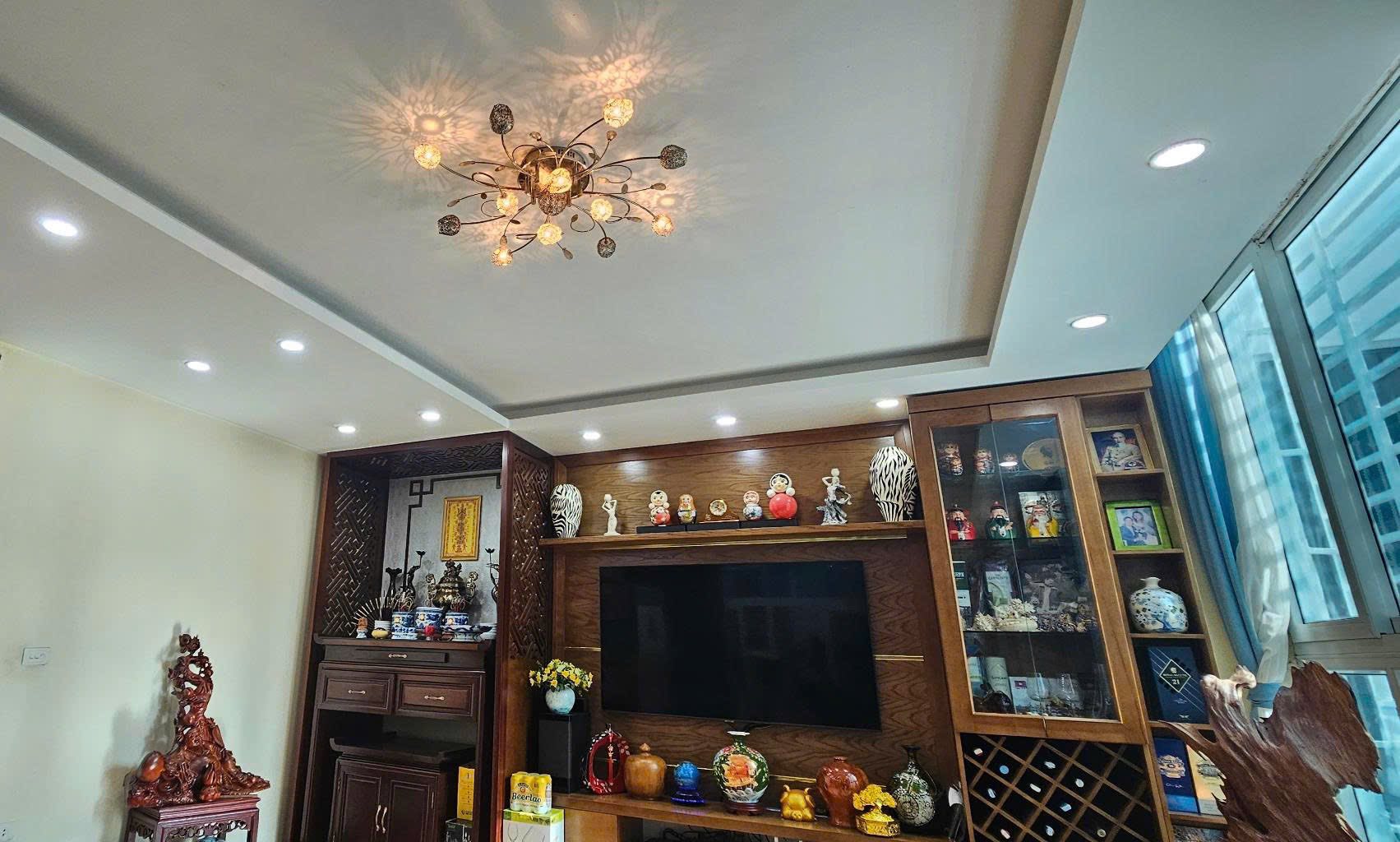 Cần bán gấp siêu phẩm Xuân Đỉnh 48m2, 5 tầng, ngang 6m, full nội thất, gara ô tô