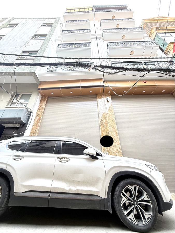 Bán nhà mới phân lô Tam Trinh - 8 tầng thang máy x 52m2 - gara ô tô - ngõ thông 5m - nở hậu