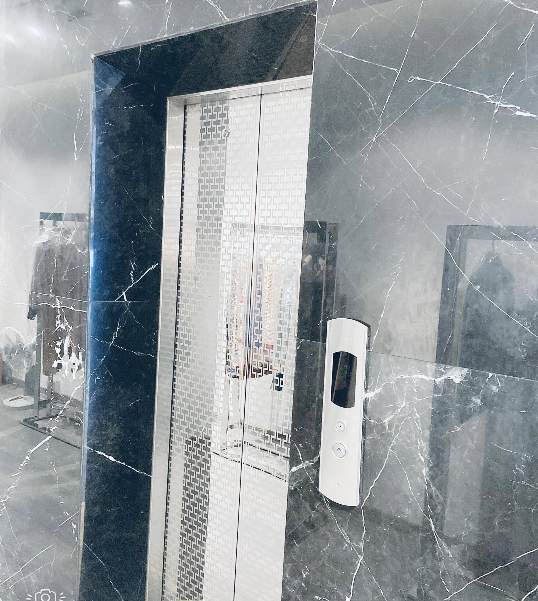 Nhà mặt phố Lý Thường Kiệt, Hoàn Kiêm, 3 thoáng, 6 tầng thang máy kinh doanh sầm uất