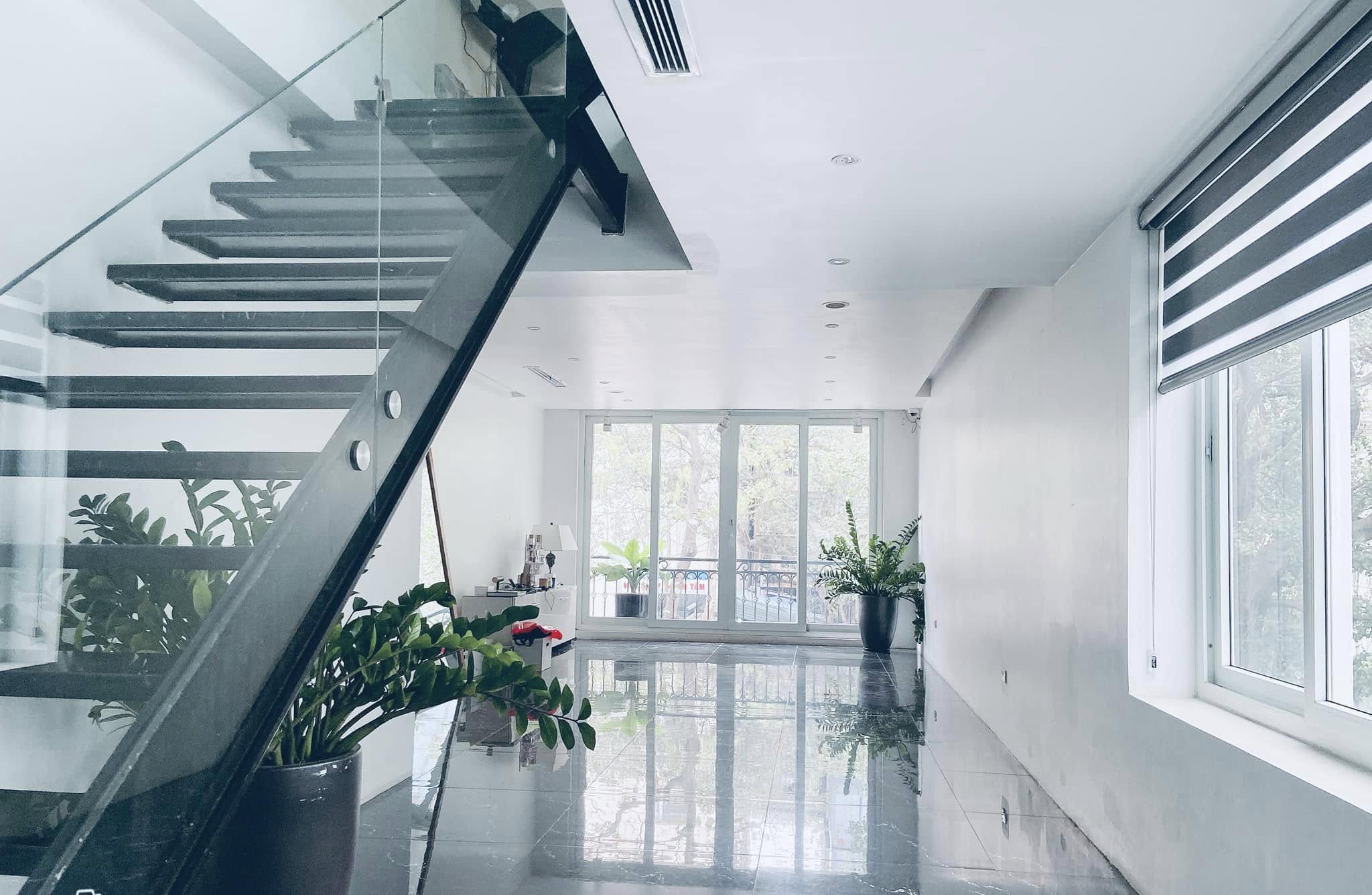 Nhà mặt phố Lý Thường Kiệt, Hoàn Kiêm, 3 thoáng, 6 tầng thang máy kinh doanh sầm uất