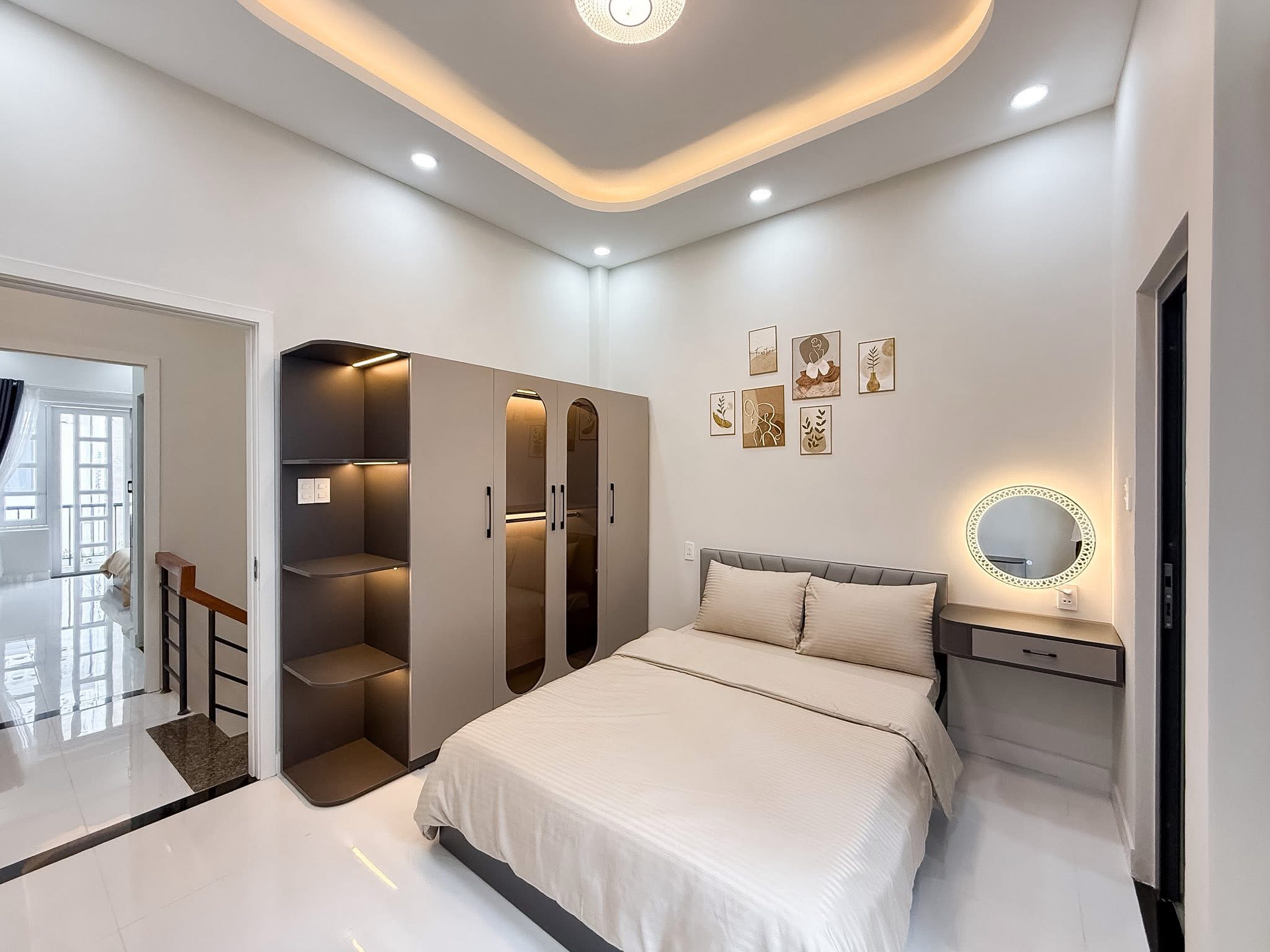 Bán nhà phố đẹp hẻm xe hơi đường Hoàng Hoa Thám, phường 05, quận Bình Thạnh, Hồ Chí Minh