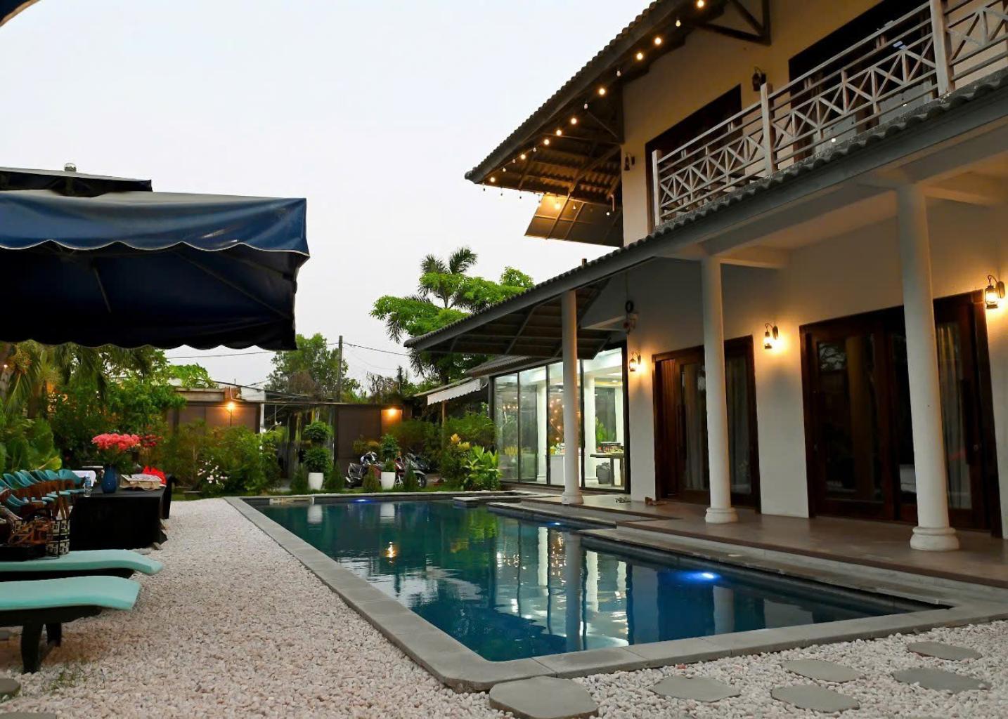 Villa nghỉ dưỡng sân vườn hồ bơi 705m2, ngang 18m, gần Metro Bình Thái