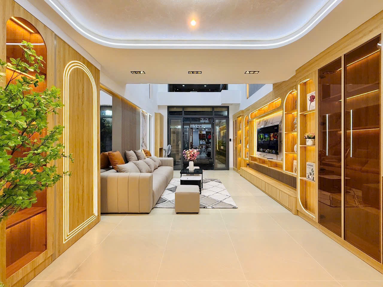 Bán nhà phố đẹp có thang máy đường Quang Trung, phường 11, quận Gò Vấp, Hồ Chí Minh