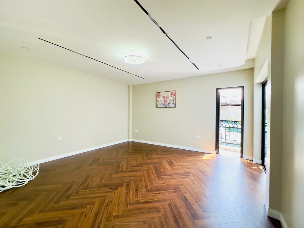 Bán nhà Tam Trinh, ngõ thông, dân xây, full nội thất, 60m2, giá chỉ 12 tỷ