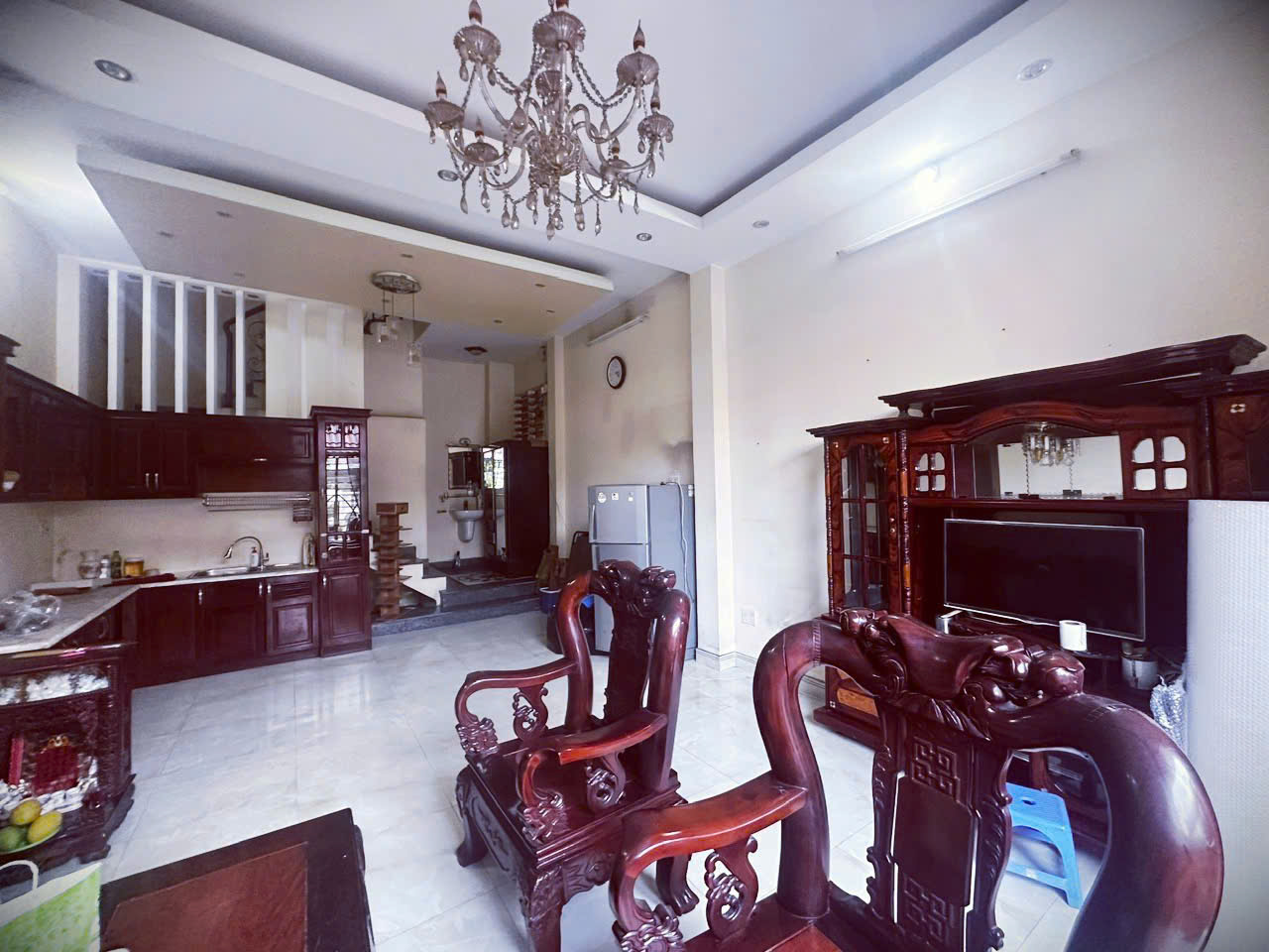 Nhà phố đẹp rẻ 6m x 18.8m, 1 trệt 2 lầu, đường song hành Quận 12, thành phố Hồ Chí Minh