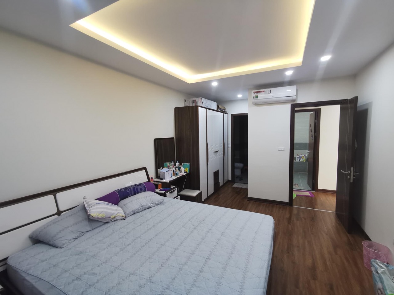 Gia đình mình cần bán căn hộ 90m2 (3 phòng ngủ) chung cư An Bình City - tầng trung bàn giao nhà luôn