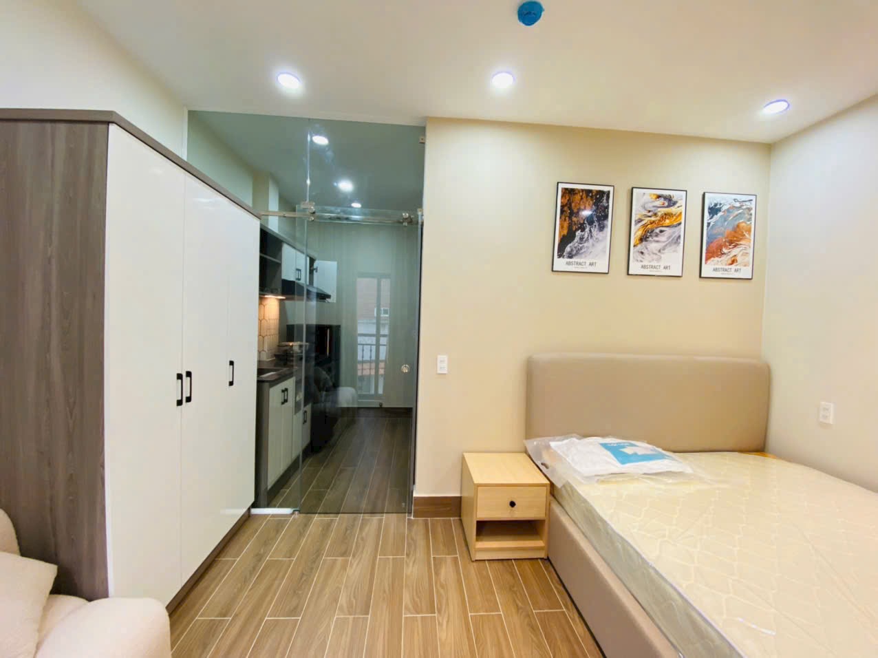 Bán nhà căn hộ dịch vụ đường Trần Bình Trọng, phường 05, quận Bình Thạnh, Hồ Chí Minh
