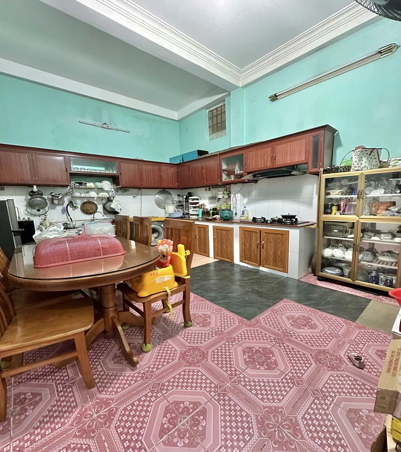 Bán nhà hẻm xe hơi thông ngay Lăng Cha Cả, phường 4, Tân Bình, 100m2, 3 tầng, ngang 5m, 6 phòng ngủ