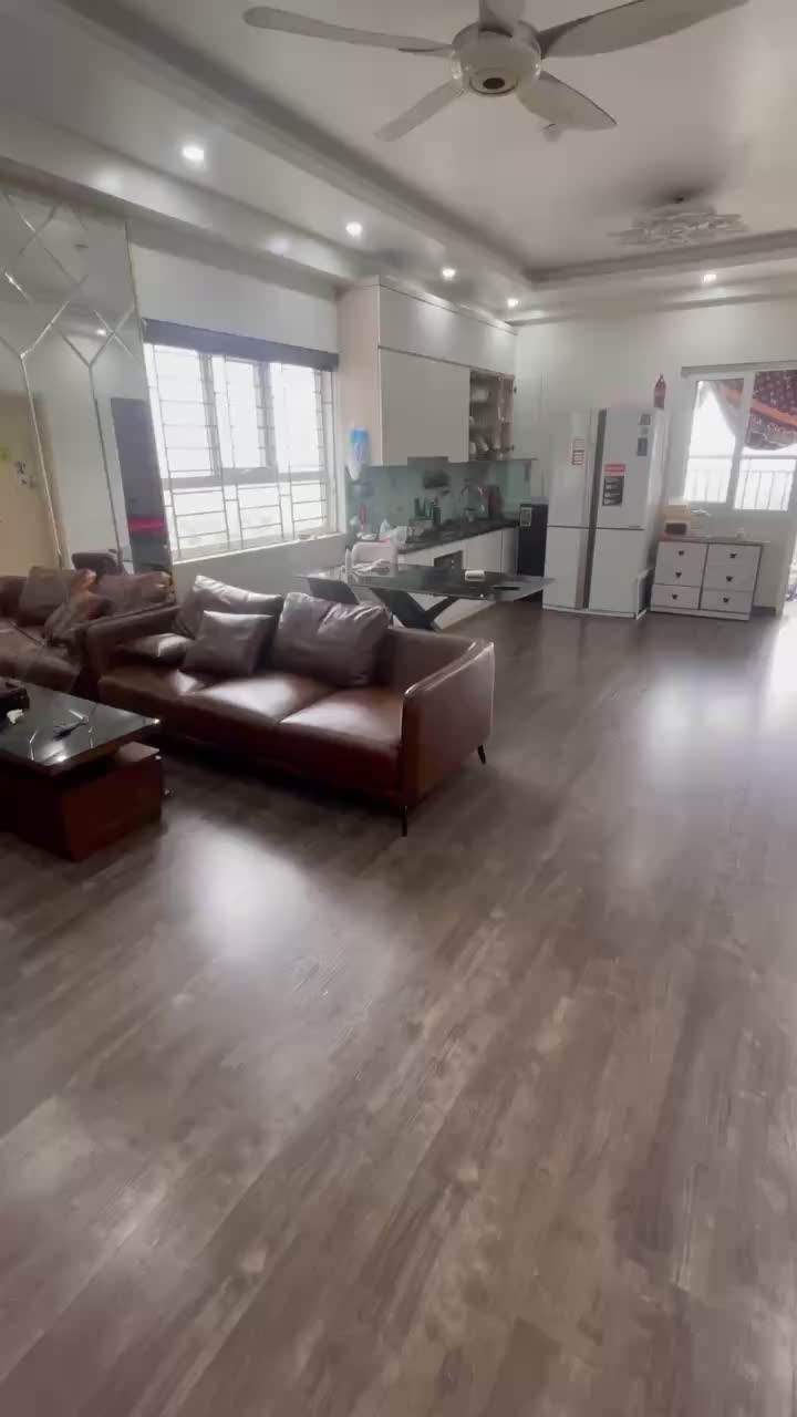 Cần bán căn hộ góc view hồ điều hòa – full nội thất cao cấp, thiết kế mới, vào ở ngay khu đô thị Thanh Hà Cienco 5