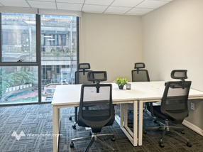 Đặt trước không gian văn phòng mở phù hợp cho doanh nghiệp thuộc mọi quy mô tại Regus L’Mak