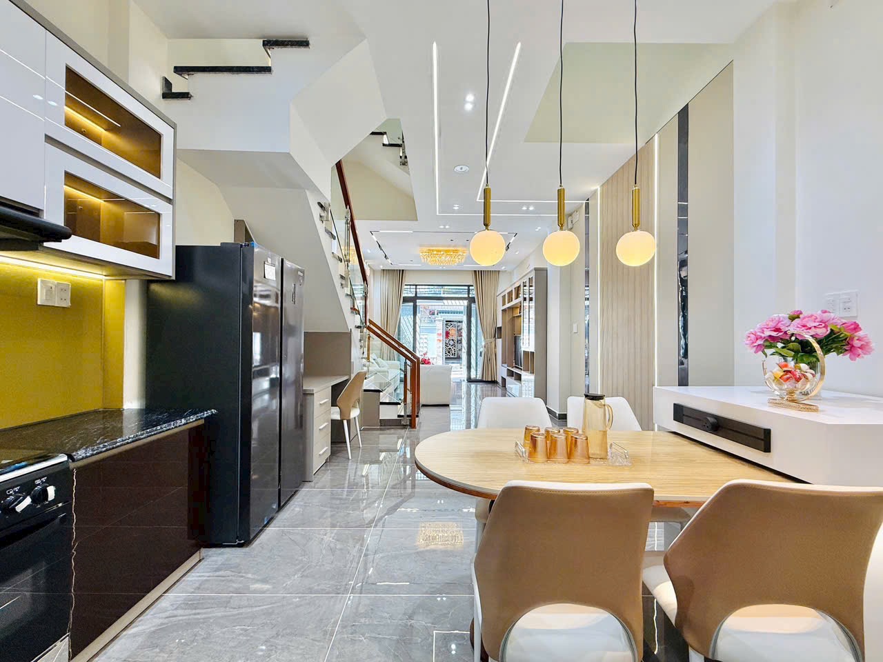 Bán nhà phố đẹp đường Thống Nhất, phường 16, quận Gò Vấp, Hồ Chí Minh