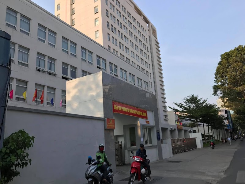 Bán nhà 1 lầu 1 trệt - 2 phòng ngủ -2wc - gần chợ Tân Trụ - khu công nghiệp Tân Bình