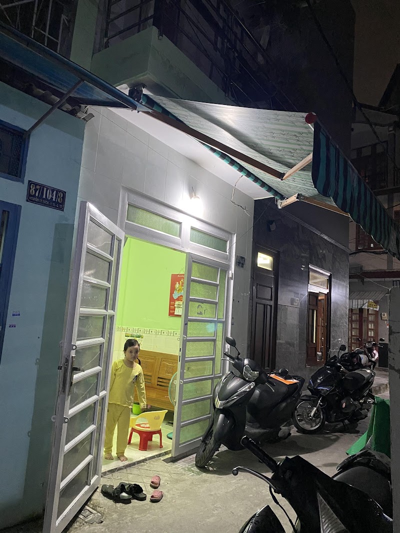 Bán nhà 1 lầu 1 trệt - 2 phòng ngủ -2wc - gần chợ Tân Trụ - khu công nghiệp Tân Bình