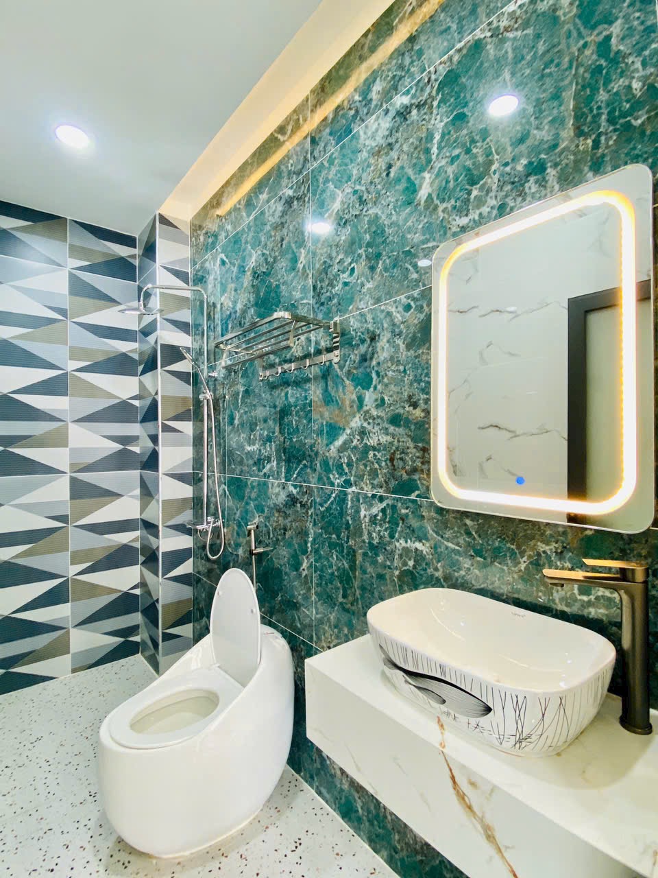 Bán siêu phẩm nhà phố thiết kế tân cổ điển đường Quang Trung, phường 12, quận Gò Vấp, Hồ Chí Minh