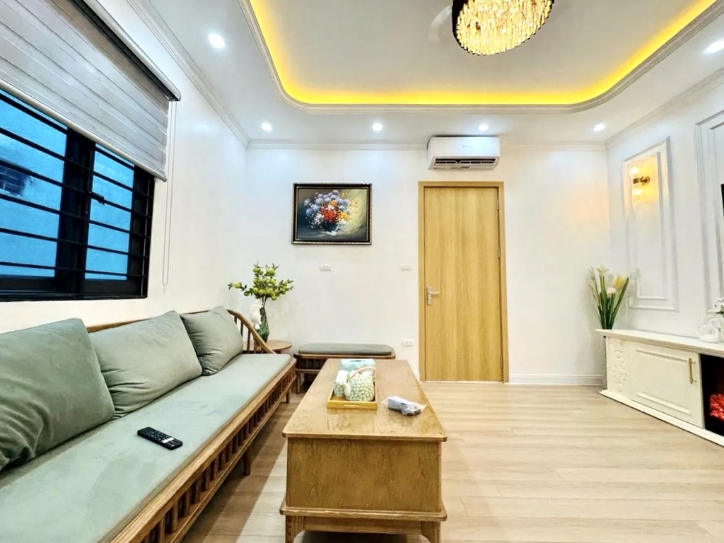 Công chúa minh khai, gần phố, nhà mới, ở sướng, full nội thất, 45m2 xây 4 tầng, giá đẹp