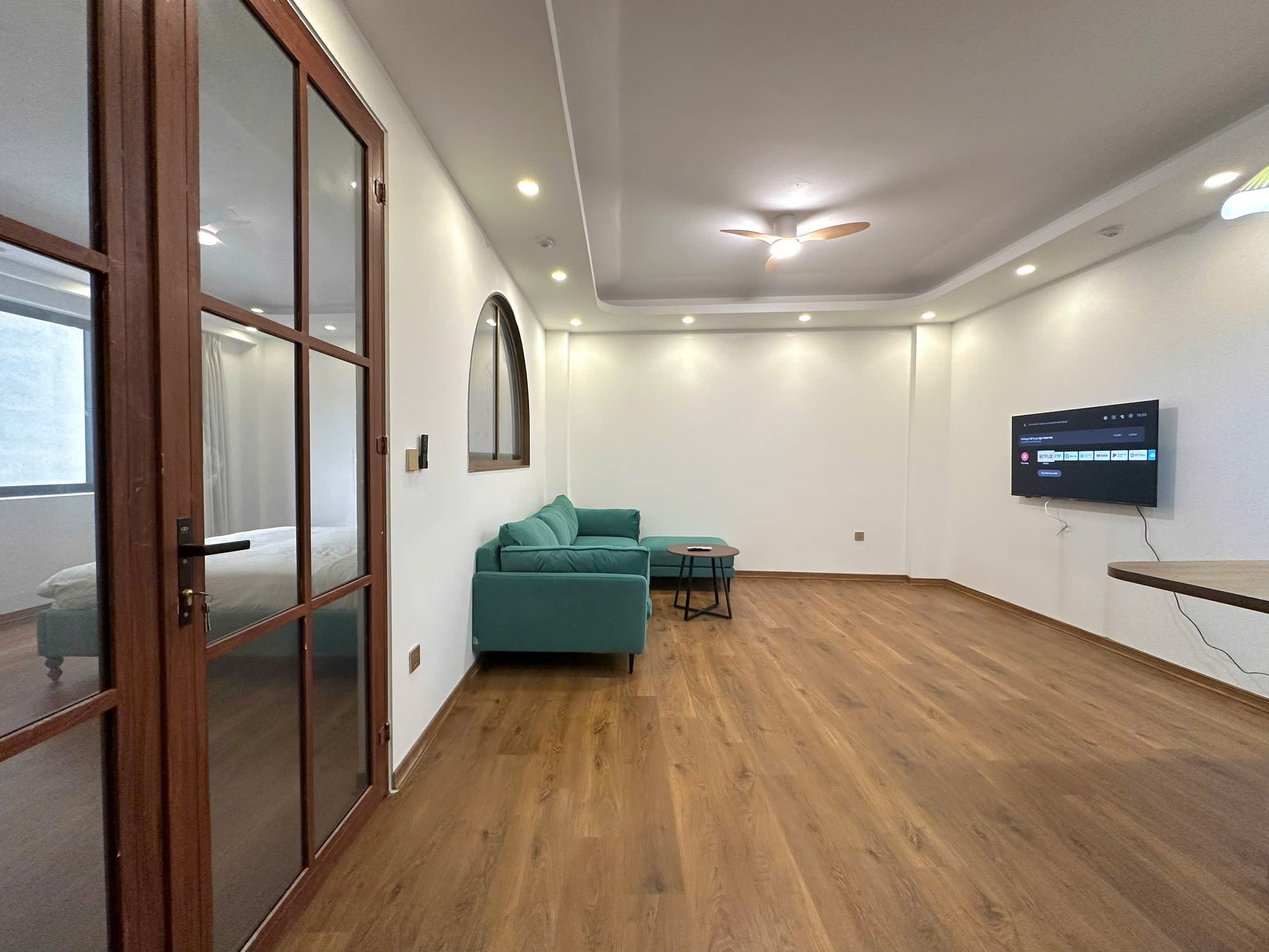 Bán tòa căn hộ dịch vụ Yên Phụ, Tây Hồ, 8 tầng thang máy, cho thuê 140 triệu