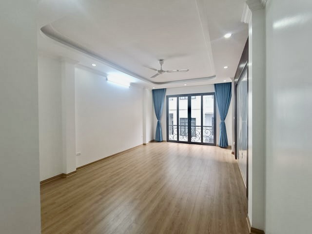 Siêu phẩm phân lô Kim Đồng - kinh doanh đỉnh - ô tô tránh - 7t thang máy - 22,2 tỷ