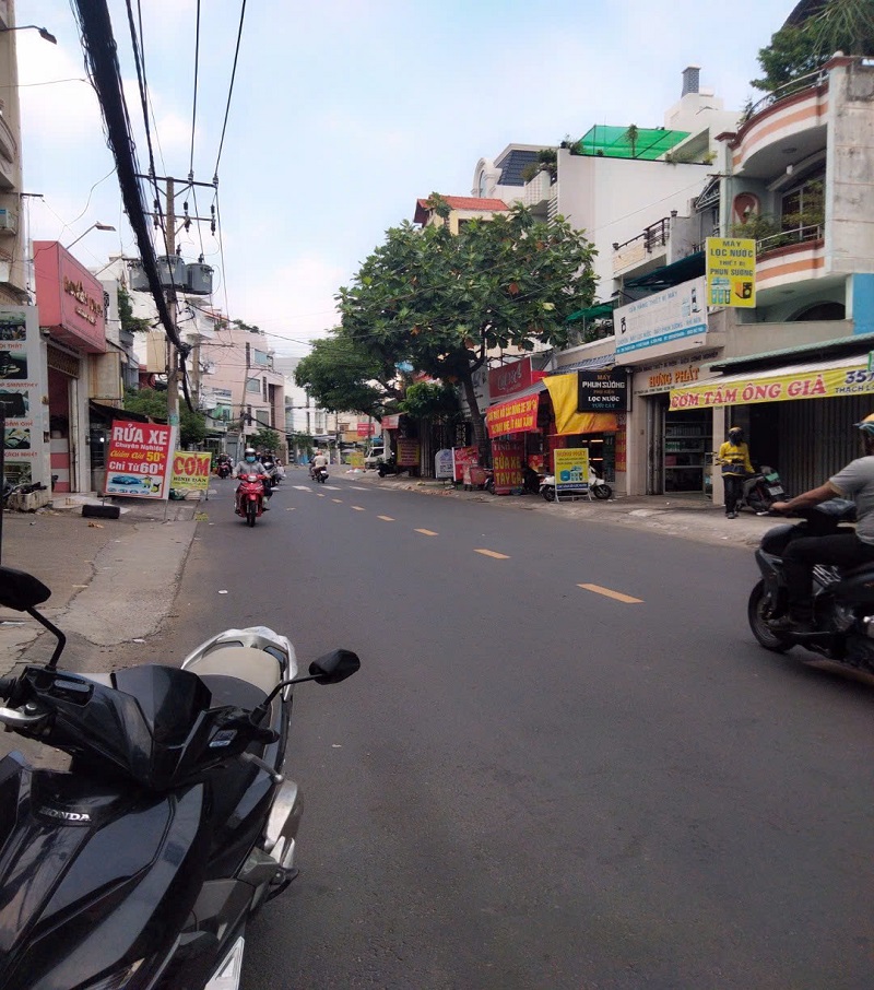 Chỉ 110 triệu/m2 có ngay nhà mặt tiền kinh doanh Thạch Lam, Phú Thạnh, Tân Phú, 146m2, ngang 5,3m