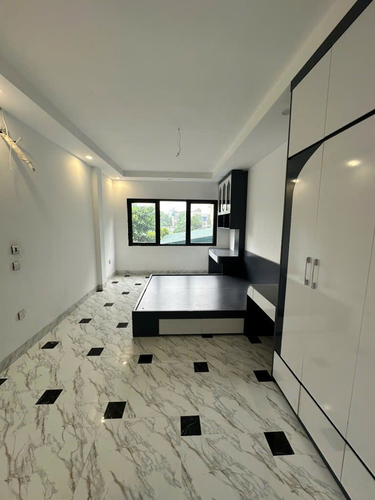 Bán nhà Tân Khai, ngõ nông, ô tô đỗ cổng, 35m2 x 5 tầng, giá chỉ 6,5 tỷ