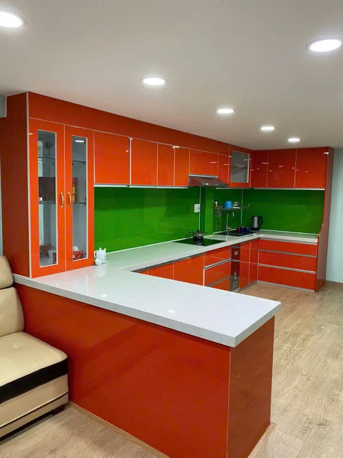 Bán nhà Ni Sư Huỳnh Liên, 80m2, 4m x 20m, kinh doanh sầm uất, vừa ở vừa kinh doanh làm văn phòng