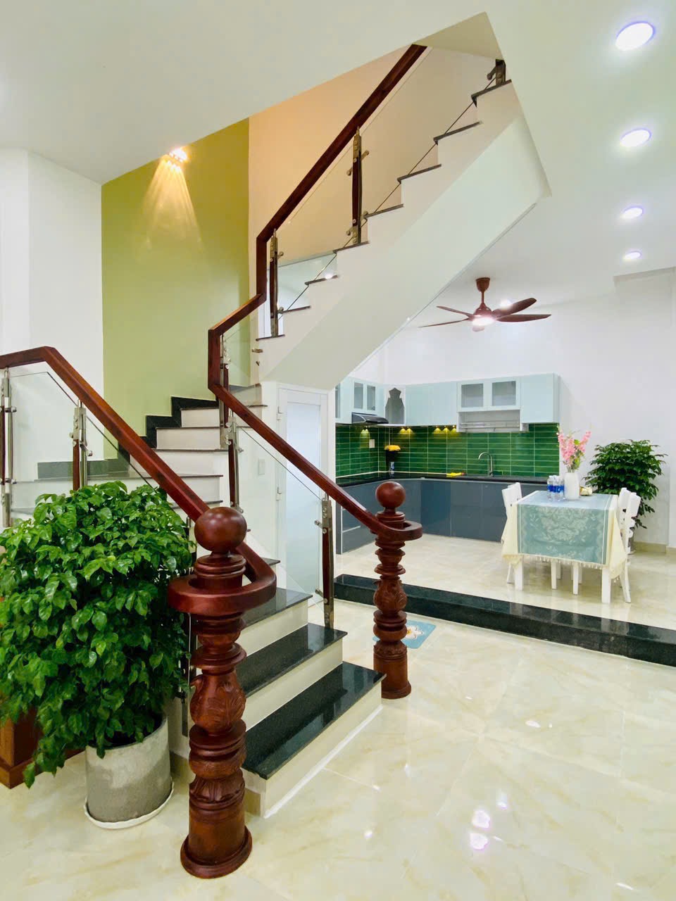 Bán nhà phố đẹp đường số 14, phường 08, quận Gò Vấp, Hồ Chí Minh