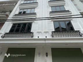 Cực hiếm phố Đội Nhân Vĩnh Phúc, 7 tầng thang máy, mặt tiền 4.5m, 17.8 tỷ