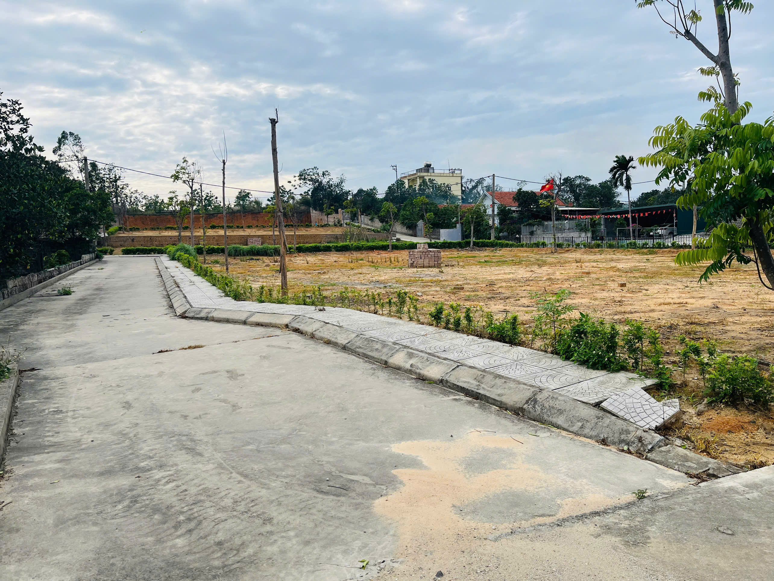 Đầu tư đất thành phố nhưng giá nông thôn tại Quảng Ninh chỉ 700 triệu