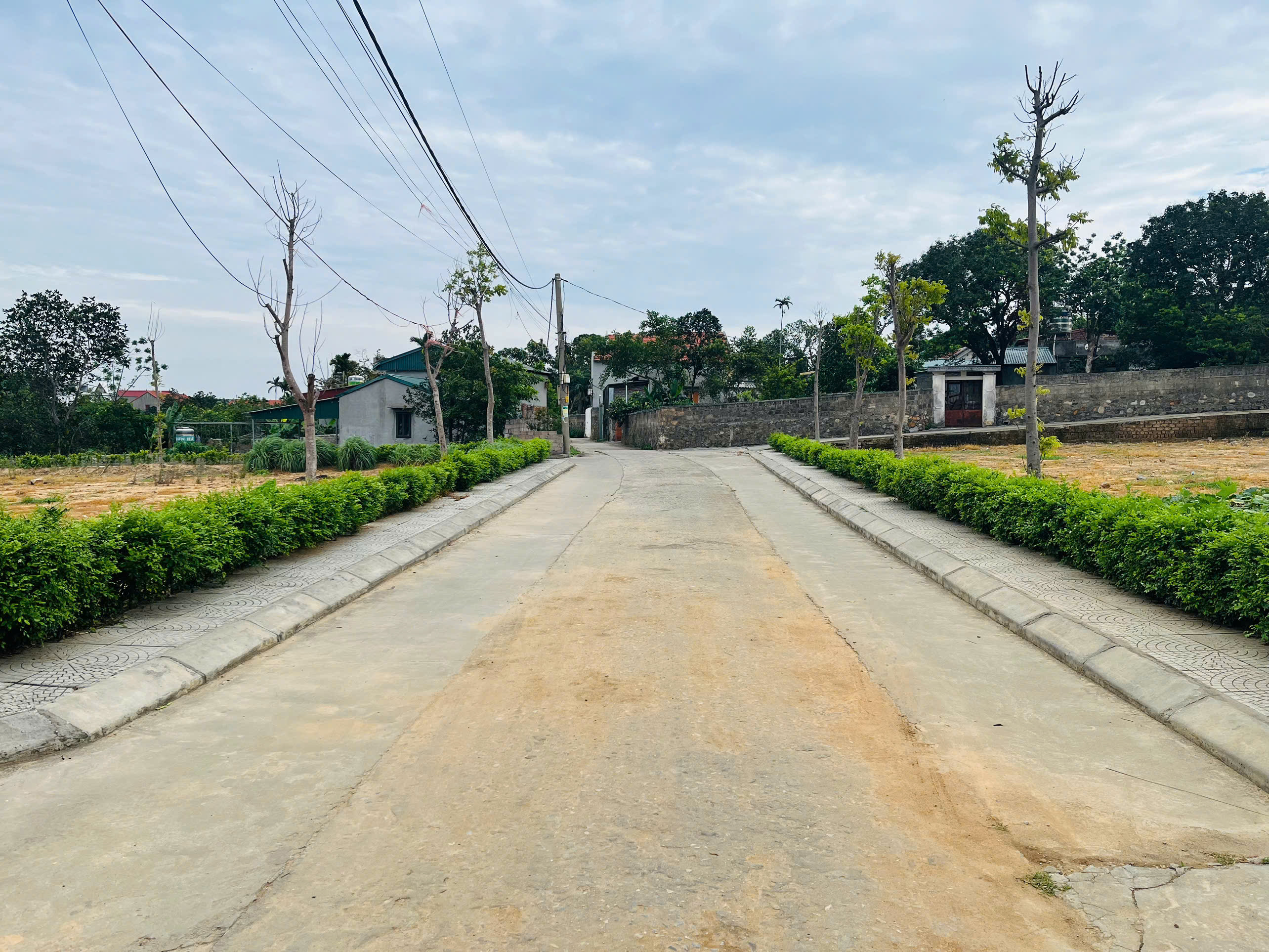 Đầu tư đất thành phố nhưng giá nông thôn tại Quảng Ninh chỉ 700 triệu
