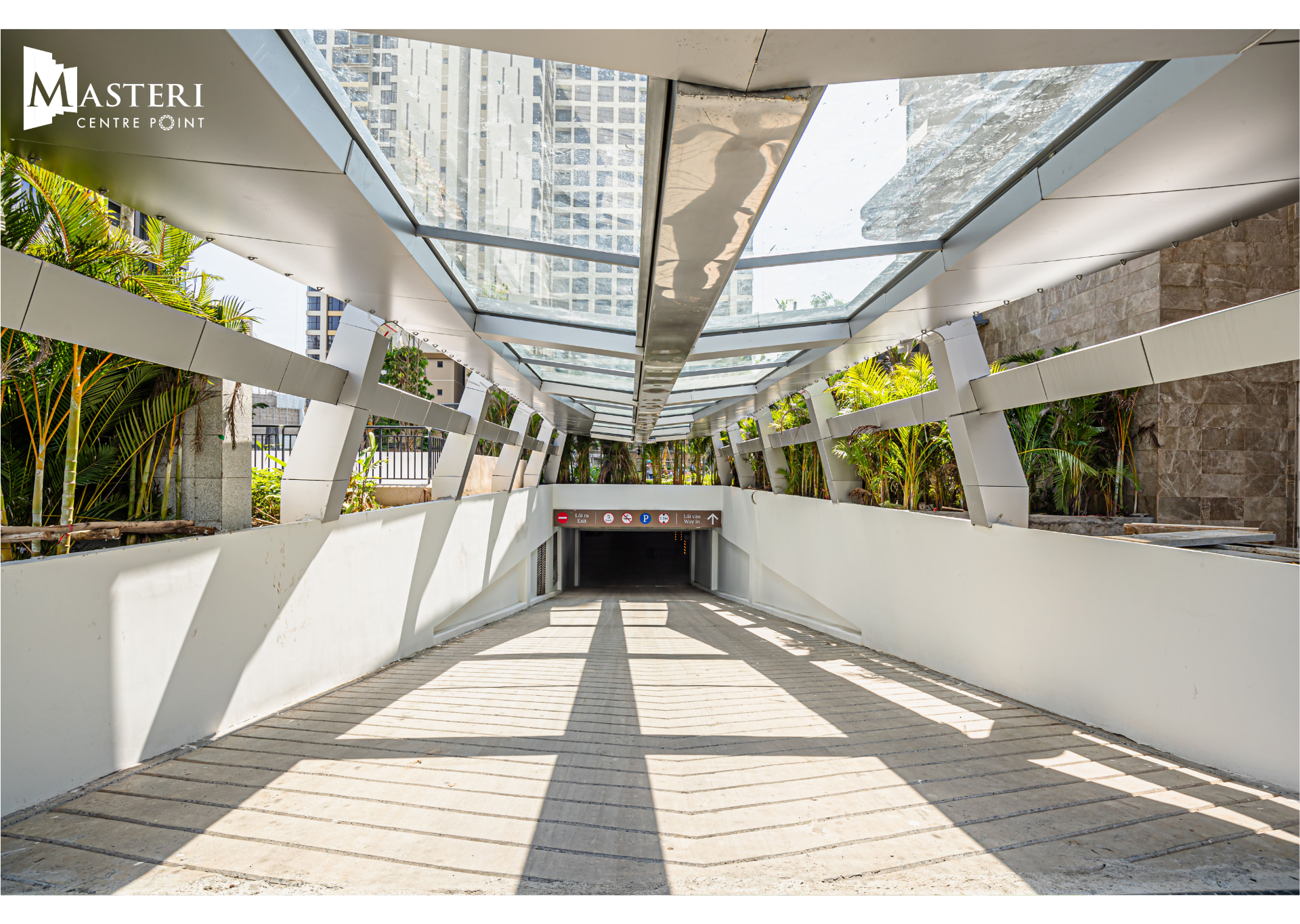 Cho thuê căn hộ 2 phòng ngủ có ban công tại dự án Lumiere Boulevard