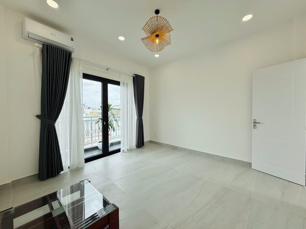 Bán nhà phố đẹp đường Thống Nhất, phường 16, quận Gò Vấp, Hồ Chí Minh