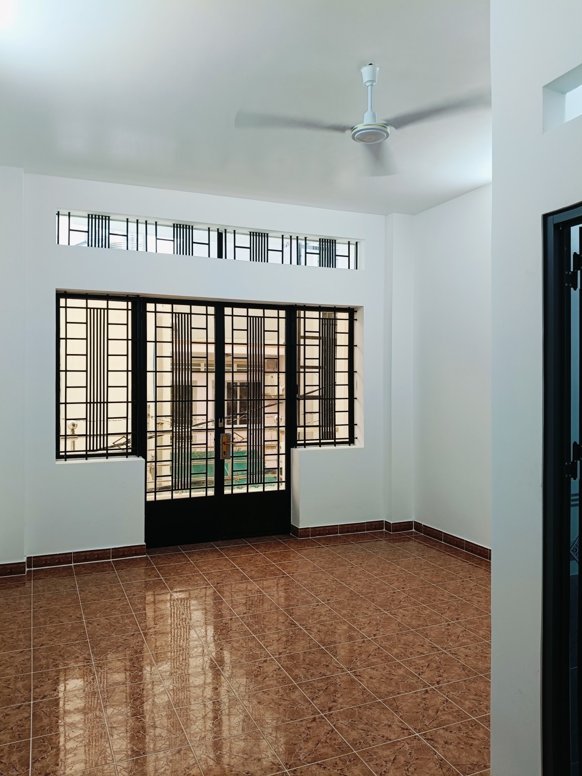 Bán 80m2 hẻm mới ngay Coopmark Quang Trung, chủ gấp bán 6 tỷ