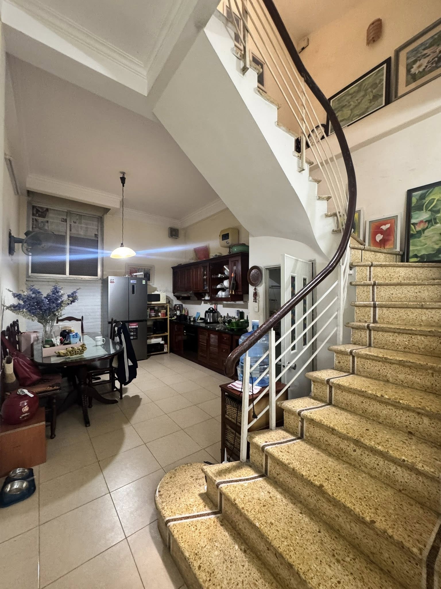 Bán nhà đường Khương Hạ, gần đường ô tô, 57m2, 3 tầng, sổ vuông, giá 9,2 tỷ