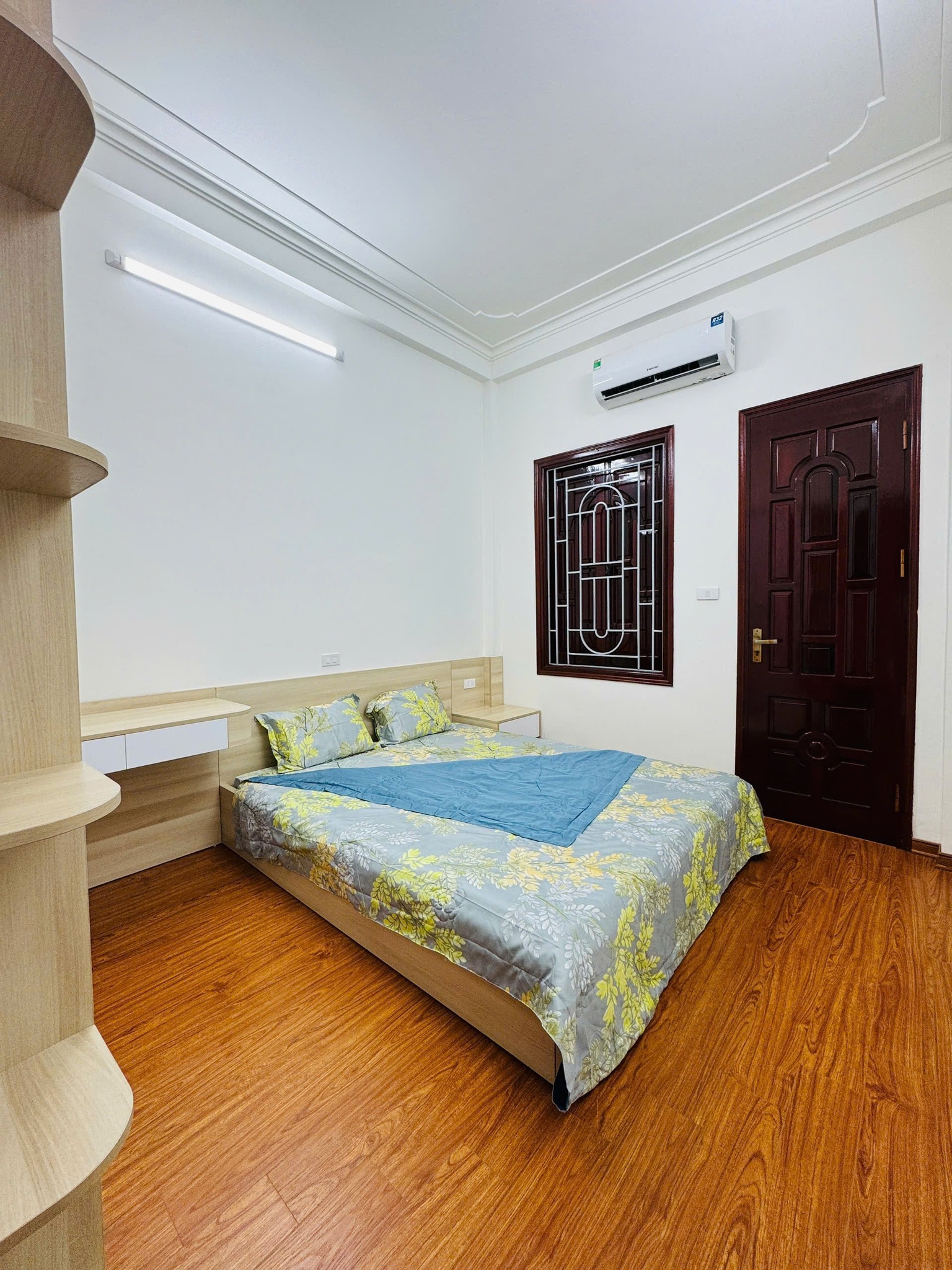 Bán nhà đường Kim Giang, 45m2, 5 tầng, giá bán 7,6 tỷ